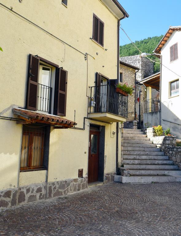 La Casetta Dei Desideri Poggio Bustone Extérieur photo