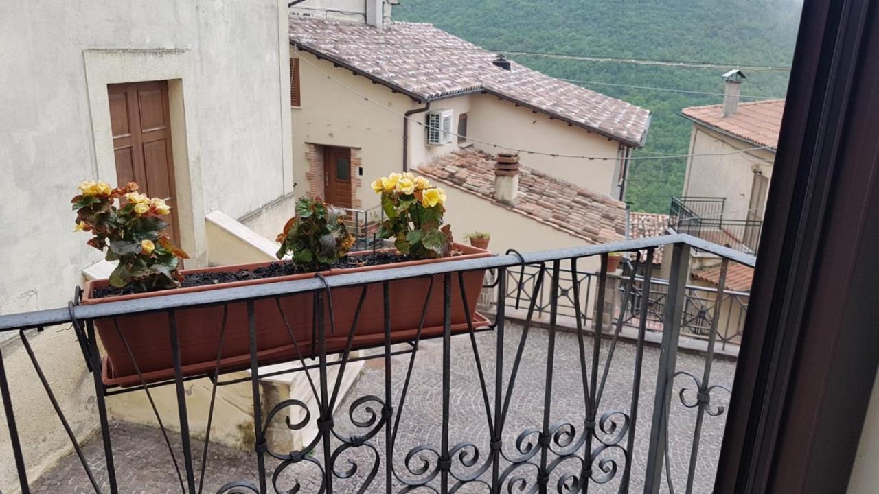 La Casetta Dei Desideri Poggio Bustone Extérieur photo